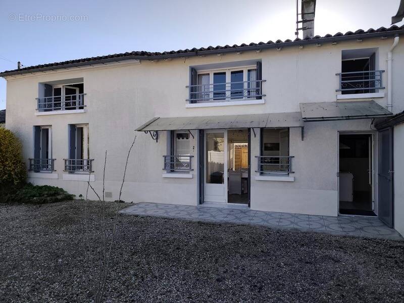 Maison à JULIENNE