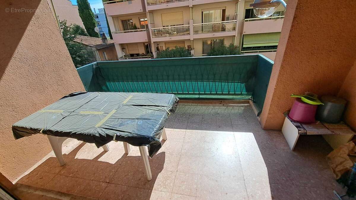 Appartement à VENCE