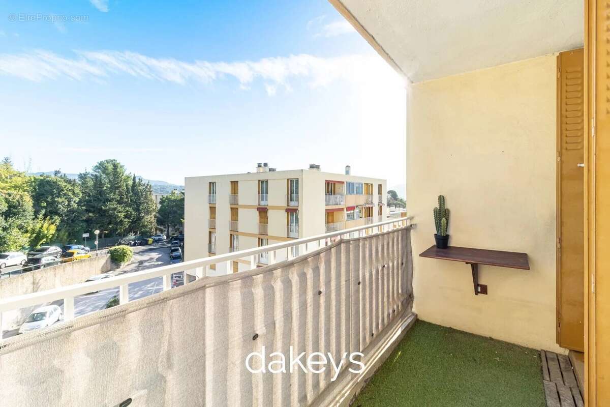 Appartement à MARSEILLE-12E