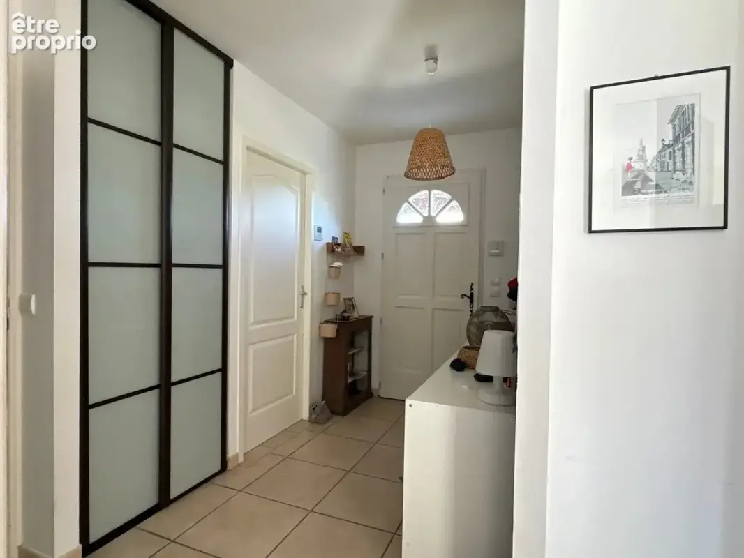 Maison et piscine sur 1770 m² de terrain - photo 10