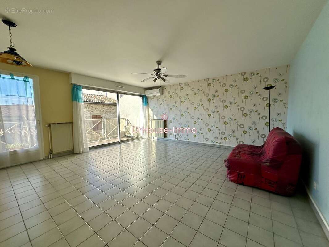 Appartement à ROMANS-SUR-ISERE