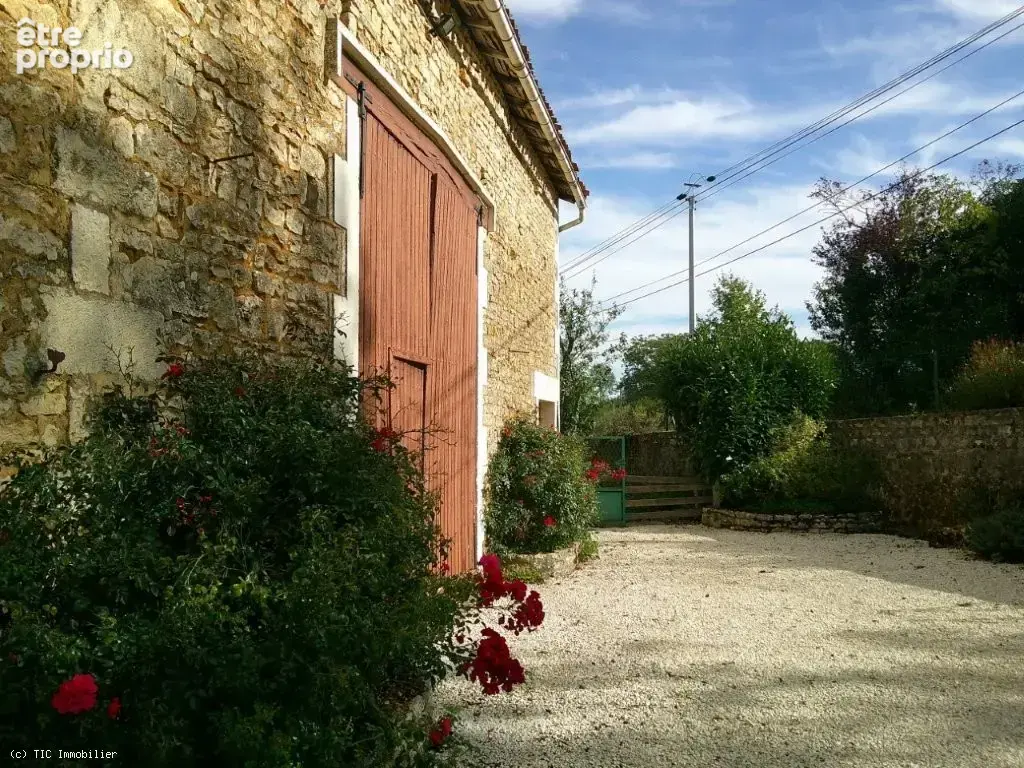 Exclusif ! Charmante Maison En Pierre Avec Une Vue Superbe! - photo 8