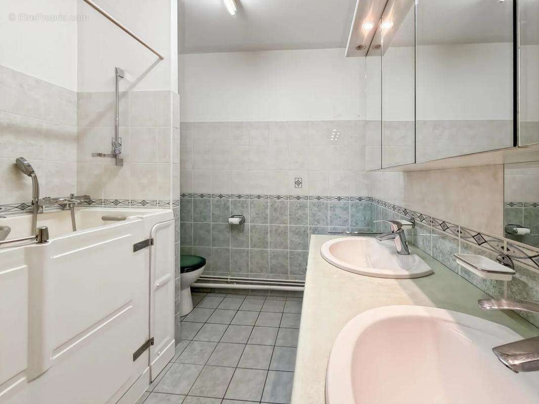 Appartement à LYON-4E