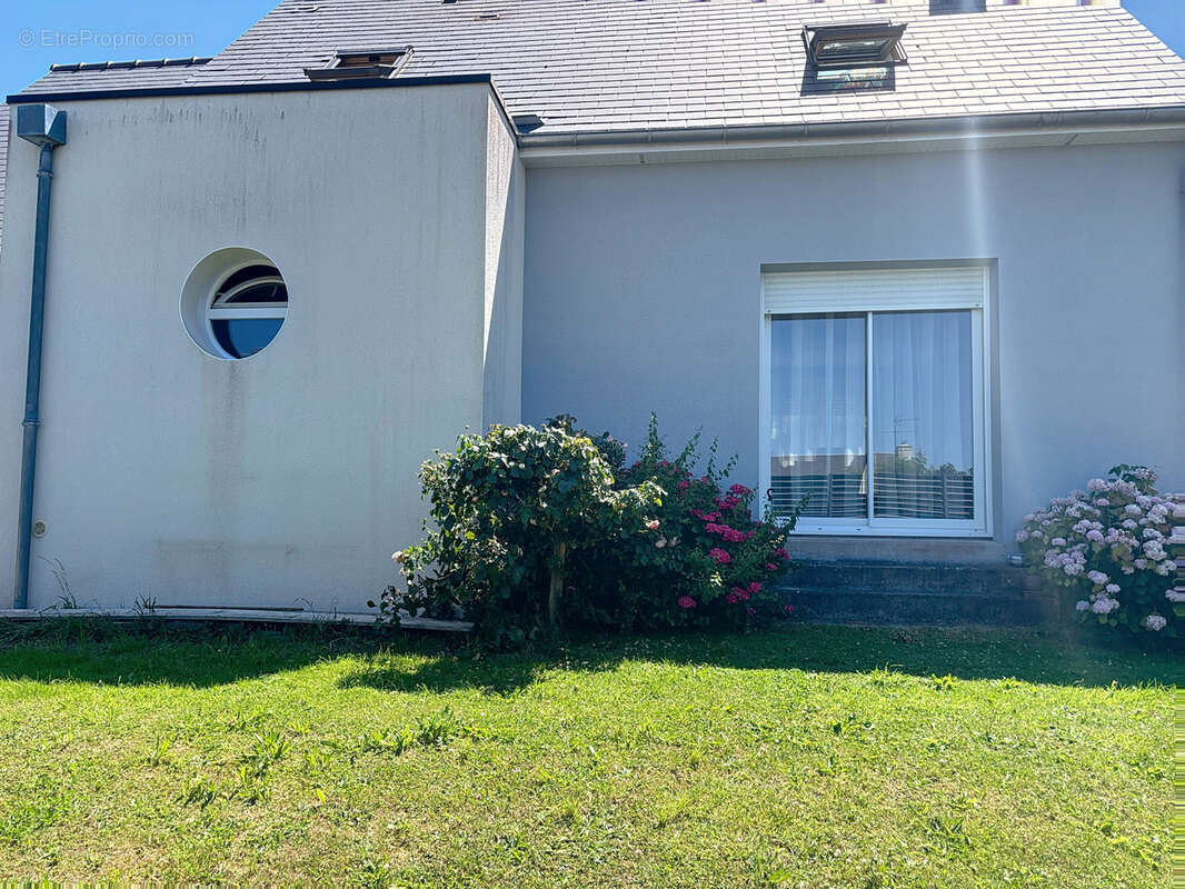 Maison à SAINT-PAIR-SUR-MER