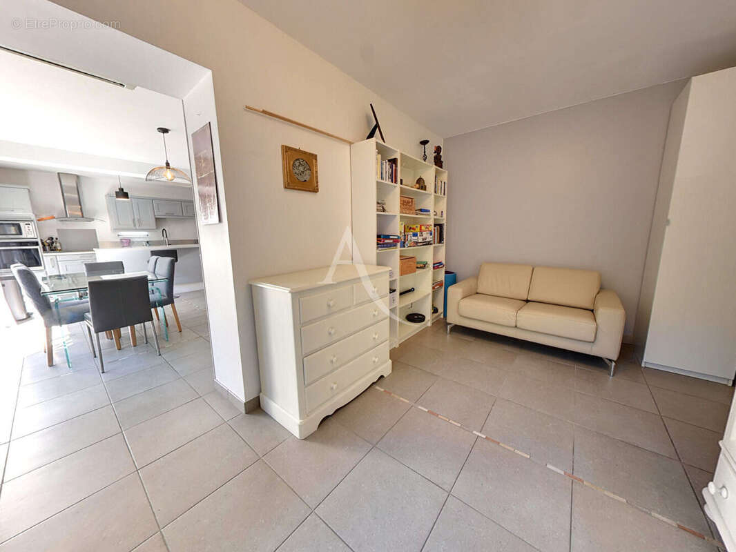 Maison à BRY-SUR-MARNE