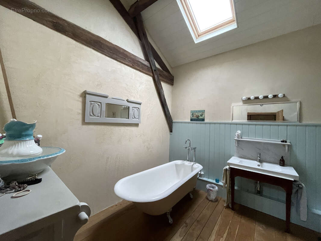 Maison Restaurée avec Goût, Gîte Indépendant, Piscine et Vue sur les Montagnes - photo 23