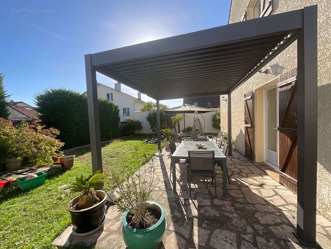 Maison à CARRIERES-SOUS-POISSY