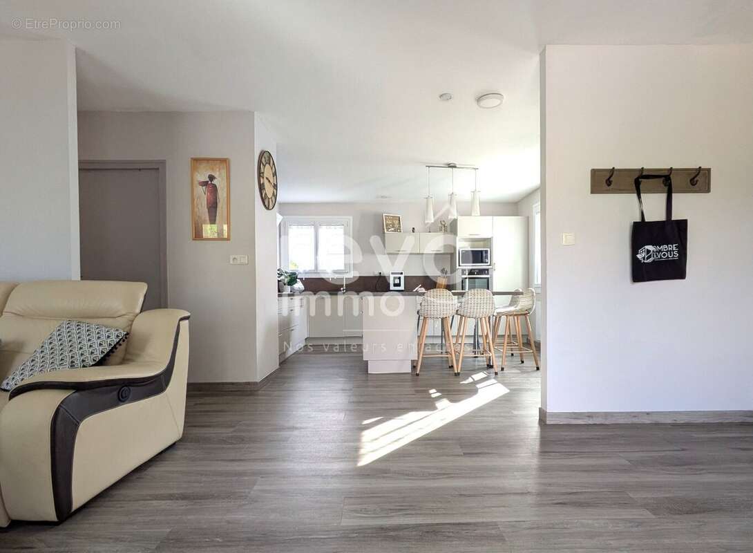 Maison à ROCHESERVIERE