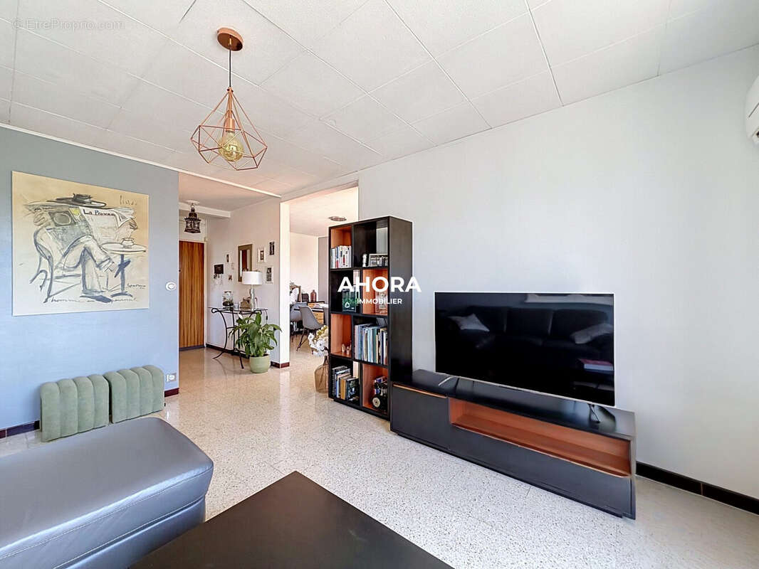 Appartement à MARSEILLE-9E