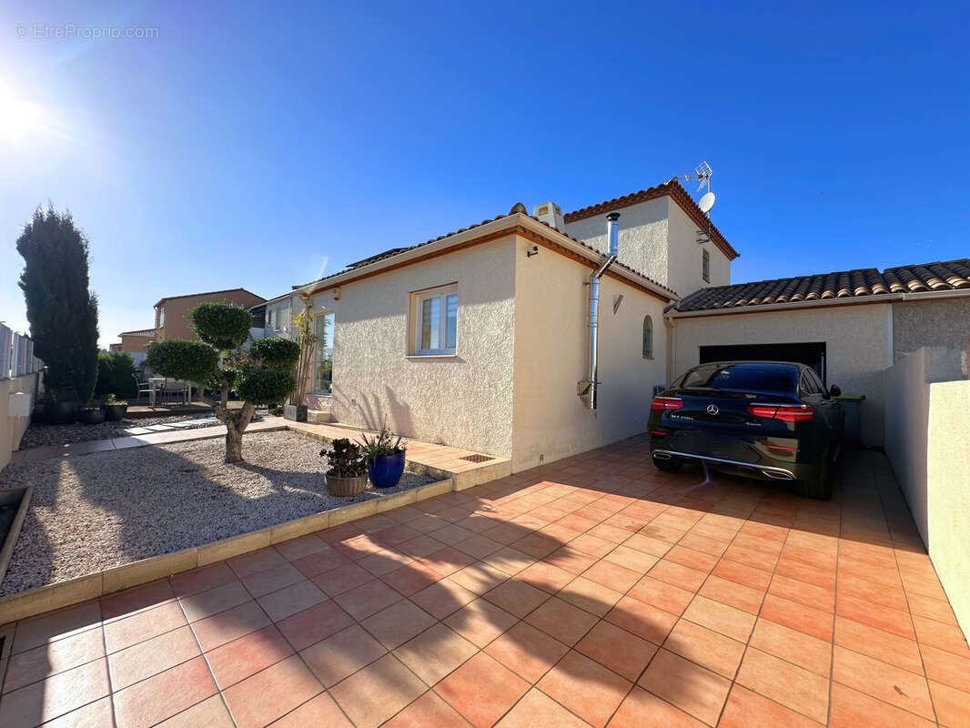 Maison à LATOUR-BAS-ELNE