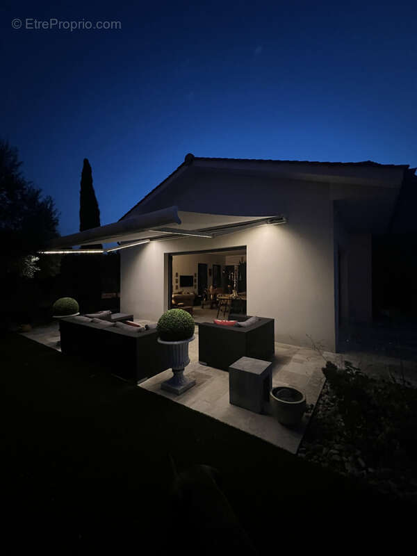 Maison 188 m² à Carbon-Blanc  - photo 7