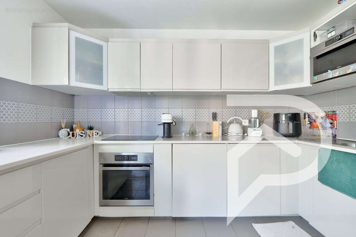 Appartement à IVRY-SUR-SEINE