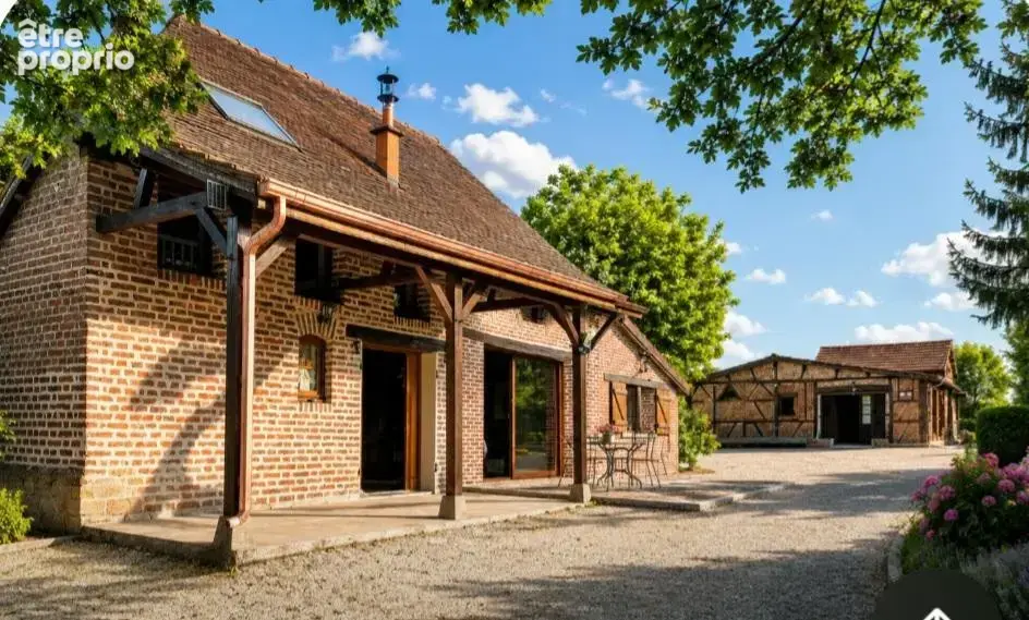 Maison à SENS-SUR-SEILLE