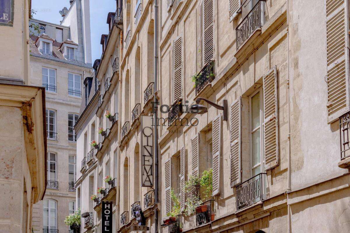 Appartement à PARIS-6E