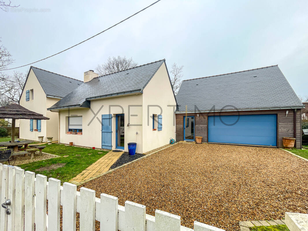 Maison à SAINT-LYPHARD