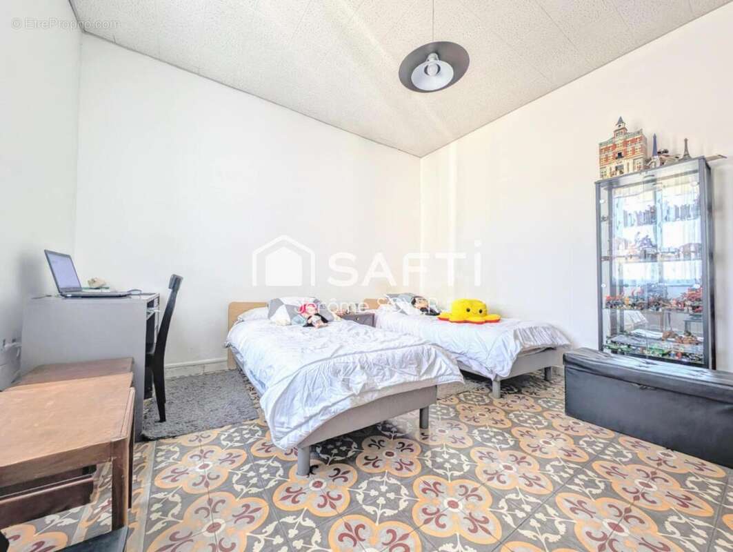 Photo 6 - Maison à SENAS