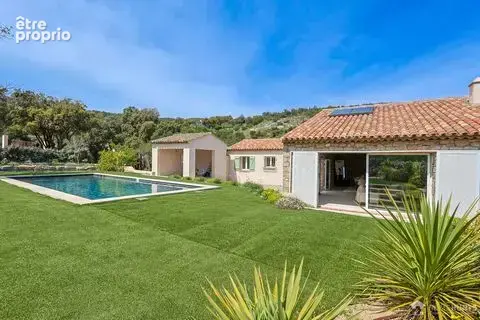 Maison 5 pièces 193 m² à vendre à Plan-De-La-Tour (83120) - photo 2