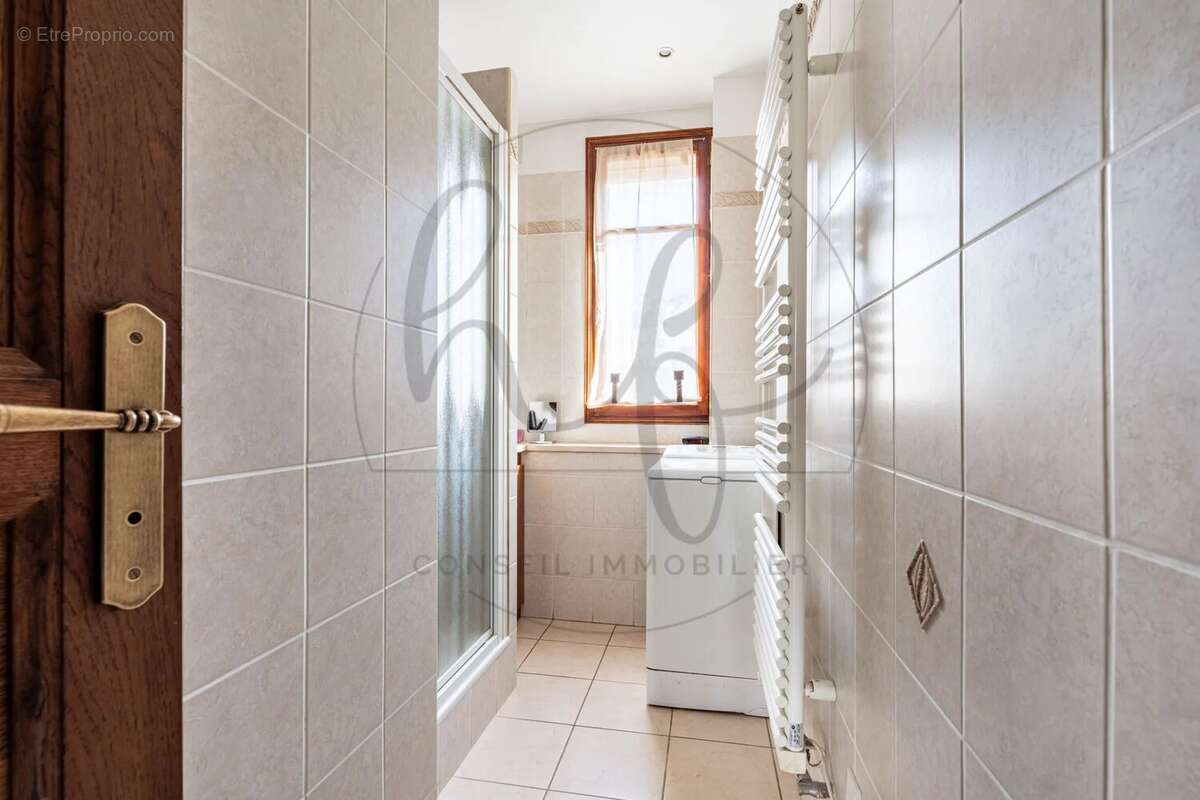 Appartement à ASNIERES-SUR-SEINE
