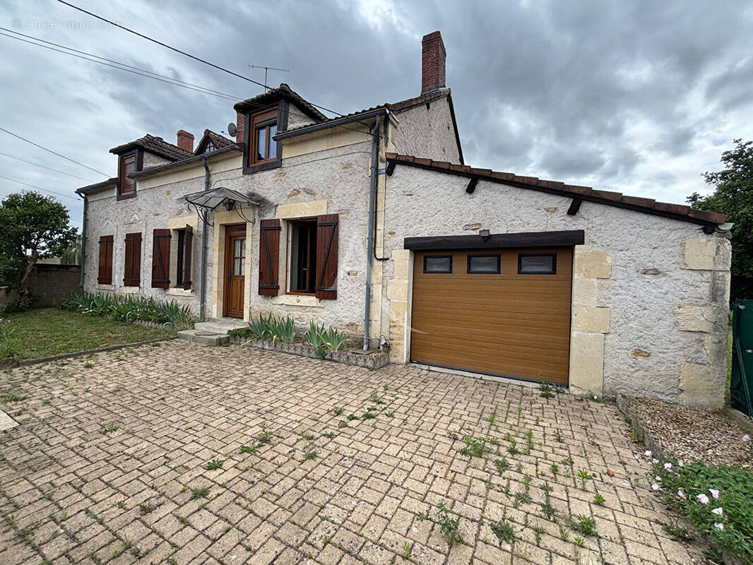 Maison à FOURCHAMBAULT