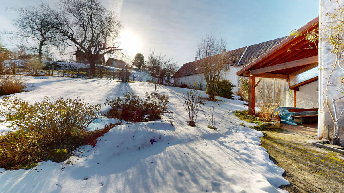Maison à SAINT-MARTIN-D'URIAGE