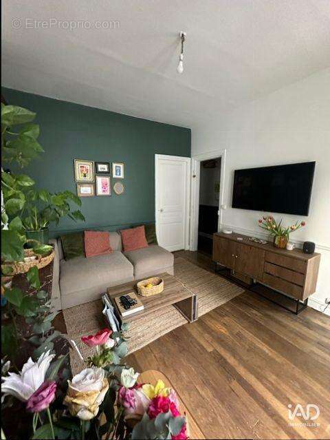Photo 2 - Appartement à LE KREMLIN-BICETRE