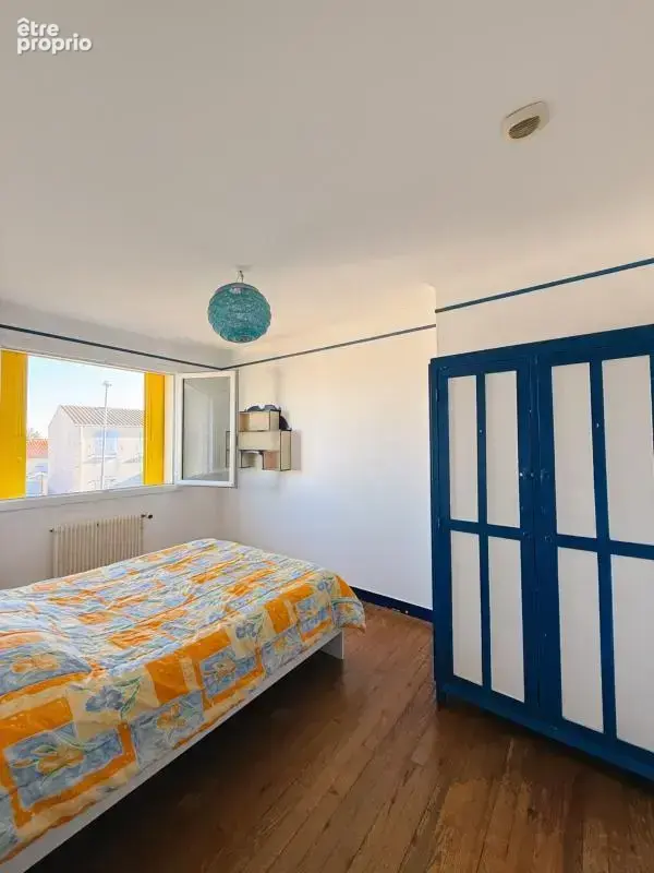 Maison familiale avec piscine et garage à proximité de la mer et des commerces - photo 11
