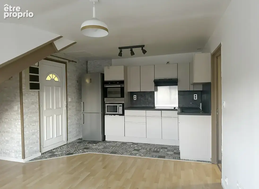 Appartement Duplex type F2 bis avec place de parking ! - photo 5