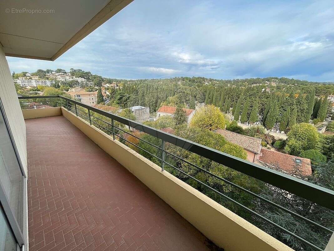 Appartement à NIMES