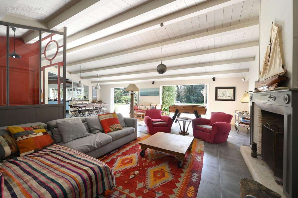 Maison à LES PORTES-EN-RE