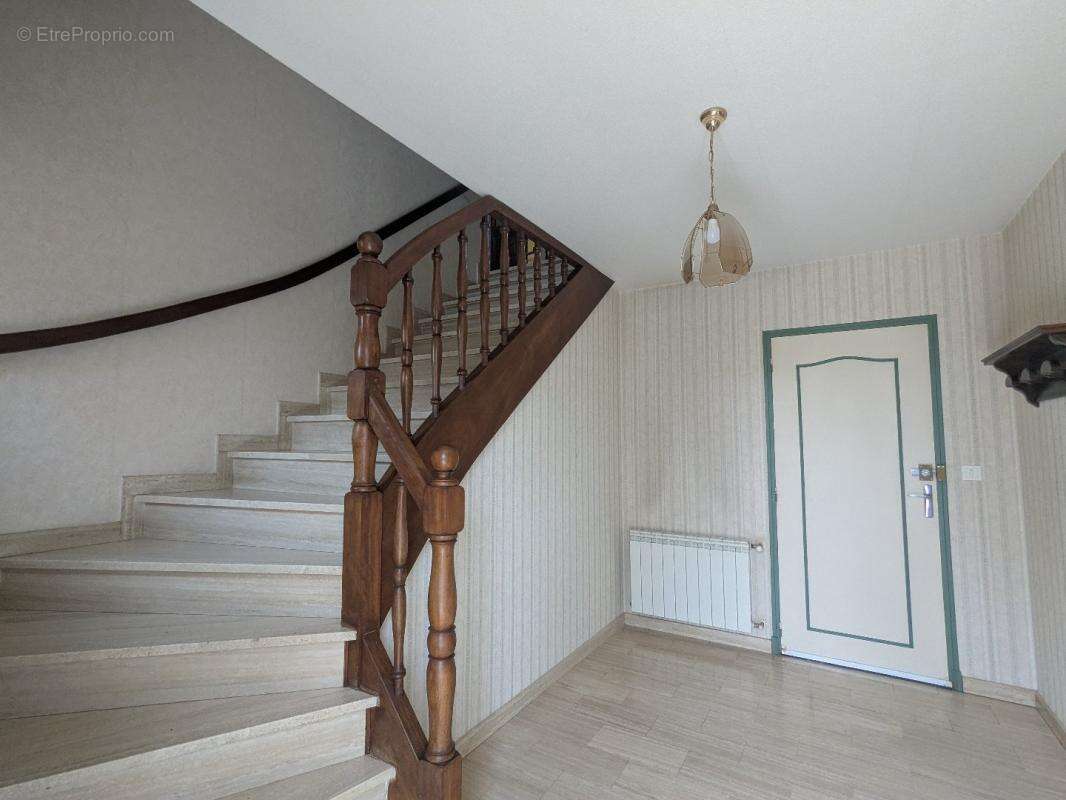 Maison à LISSAC-ET-MOURET