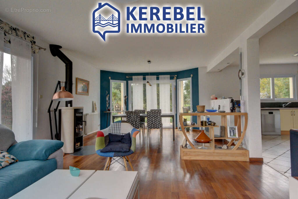 Maison à LOGONNA-DAOULAS