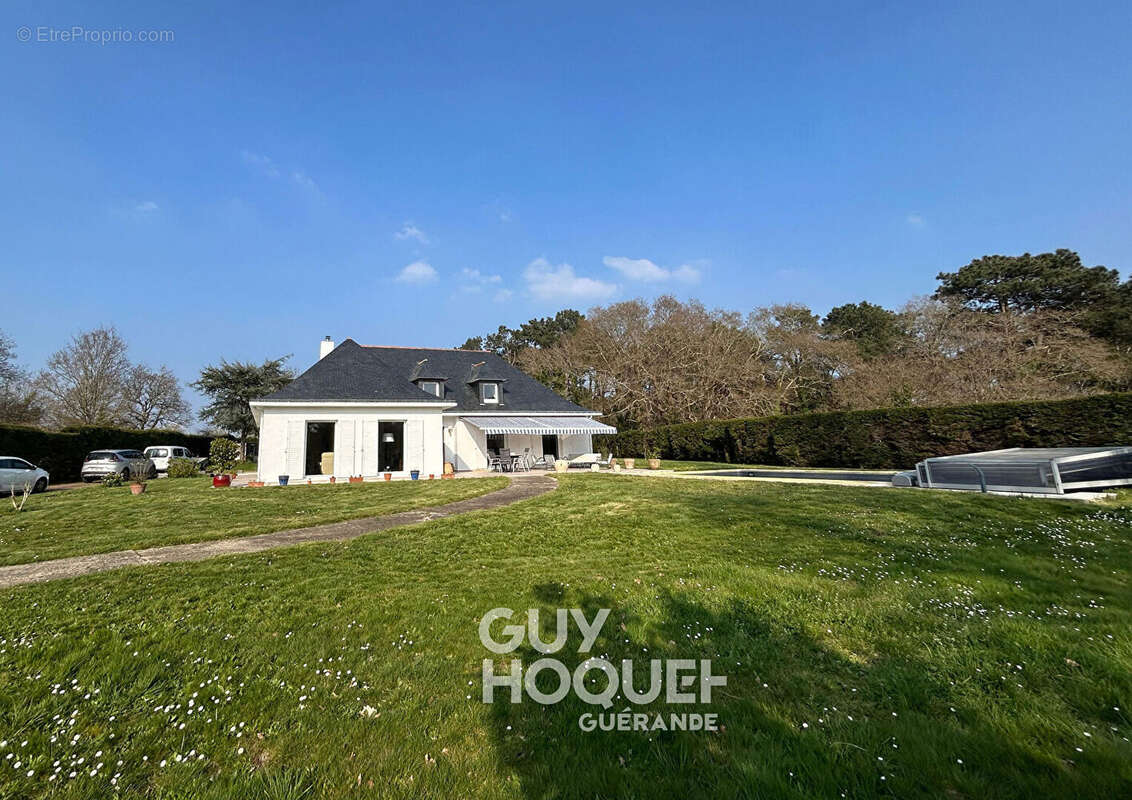 Maison à LA TURBALLE