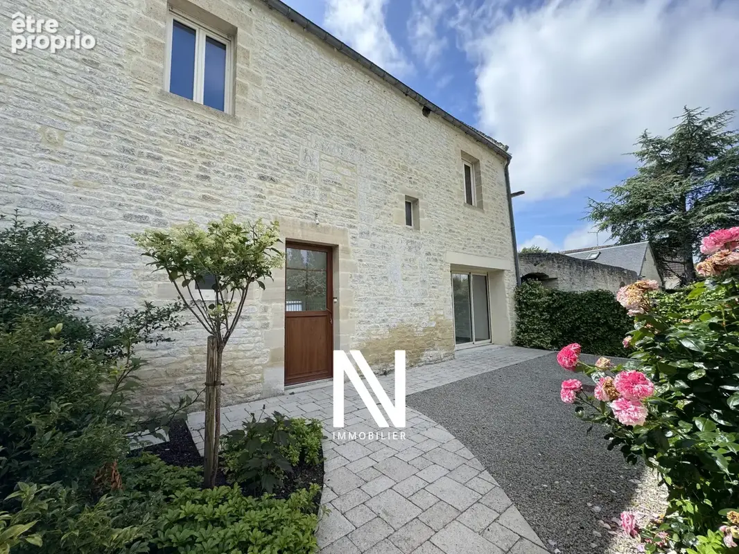 Photo Maison à Fontaine-Henry au prix de 325 000€