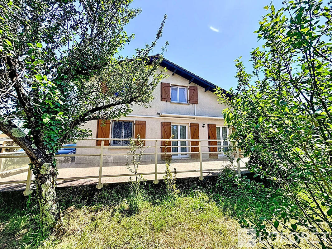 Maison à AMBARES-ET-LAGRAVE