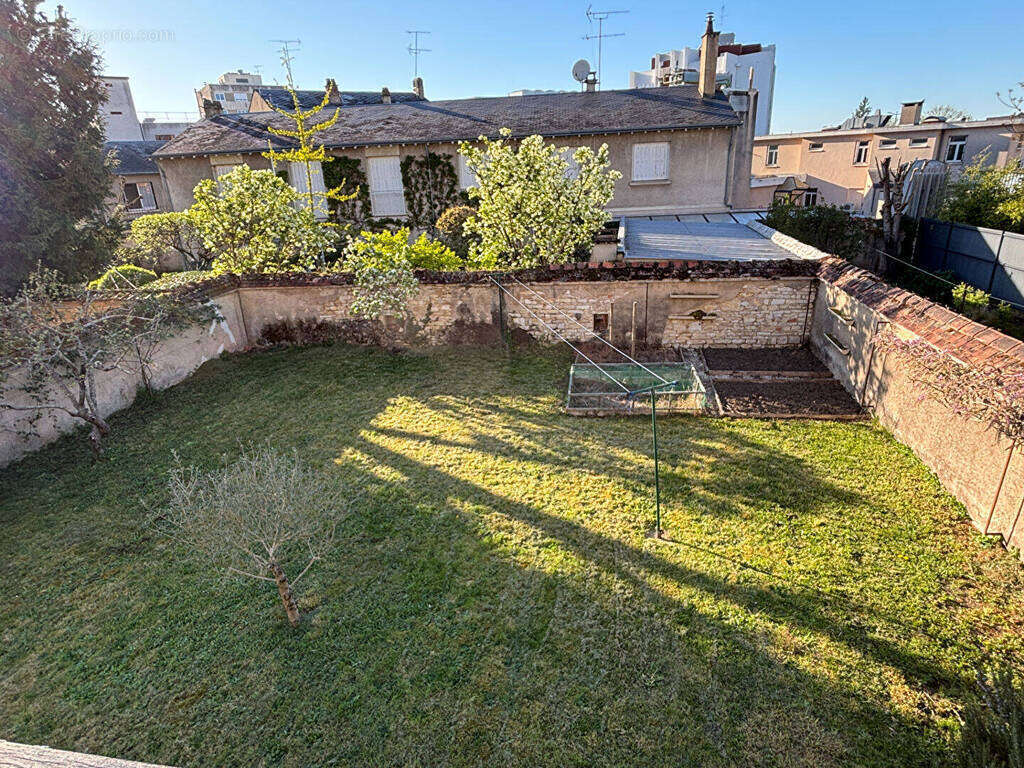 Maison à CHATEAUROUX