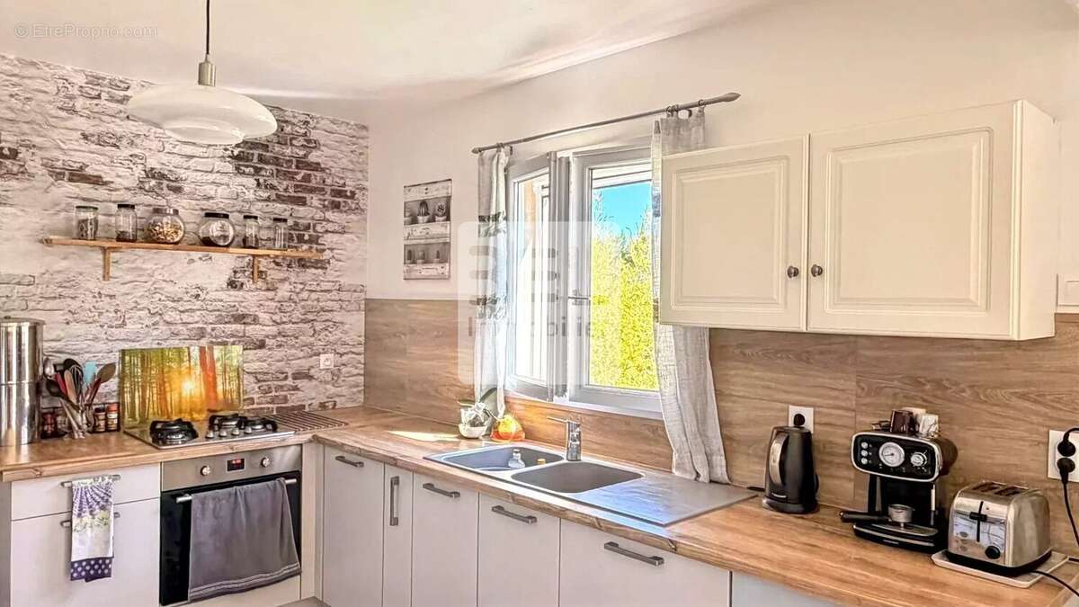 Maison à VEDENE