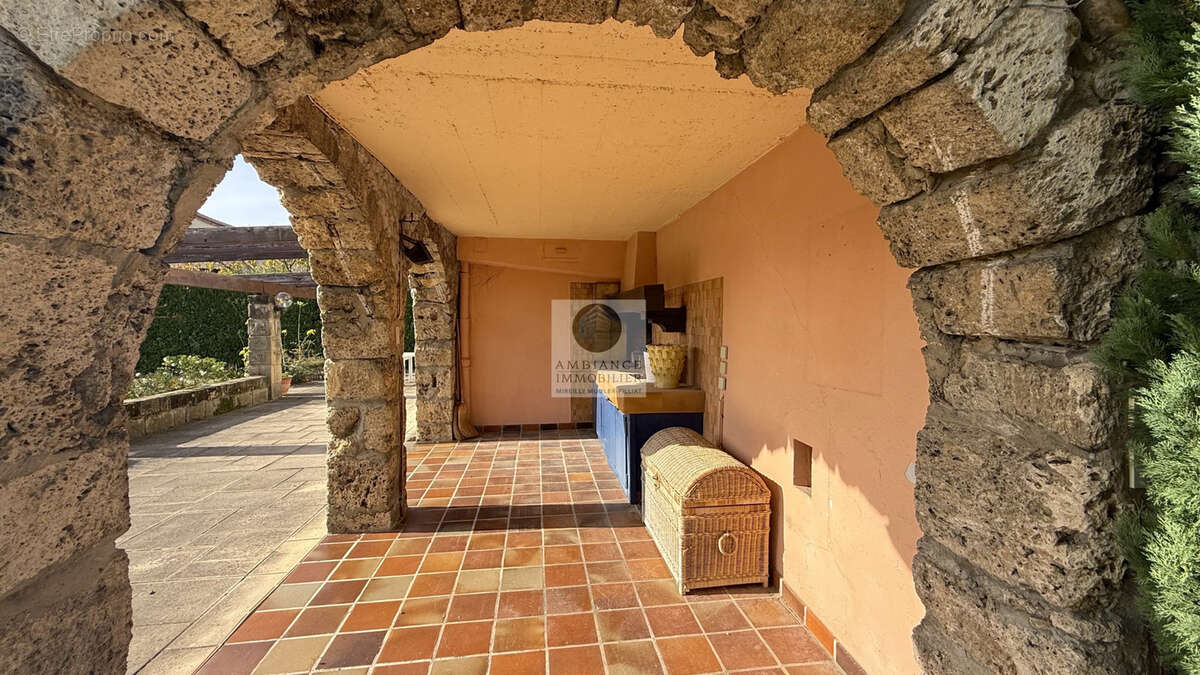 Maison à LA ROCHE-DE-GLUN