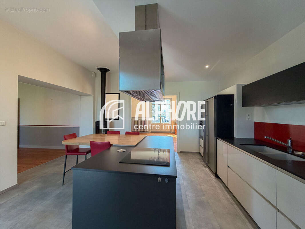 Maison à LA CHAPELLE-ACHARD