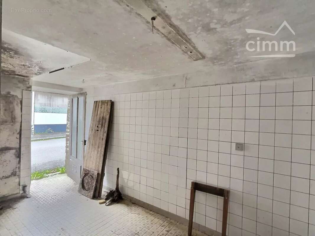 Maison à BOURG-DES-COMPTES