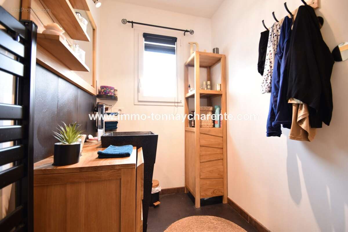 Maison à PONT-L'ABBE-D'ARNOULT