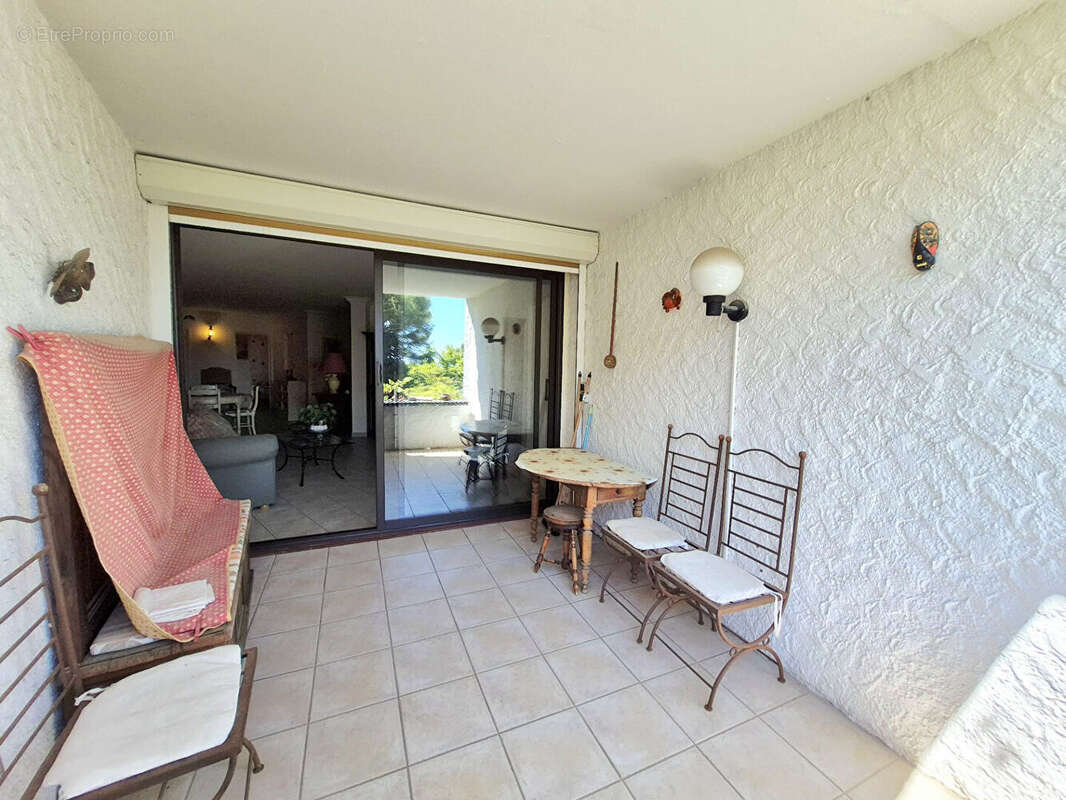 Appartement à SAUSSET-LES-PINS