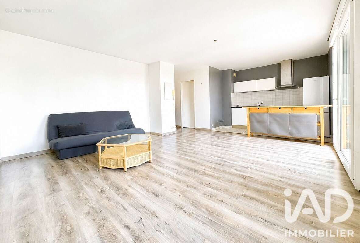 Photo 2 - Appartement à OZOIR-LA-FERRIERE