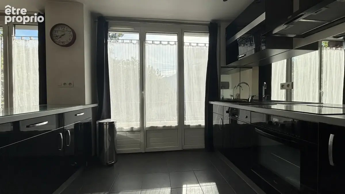 Appartement 2 pièces 51 m² à vendre à Annecy (74000) - photo 3