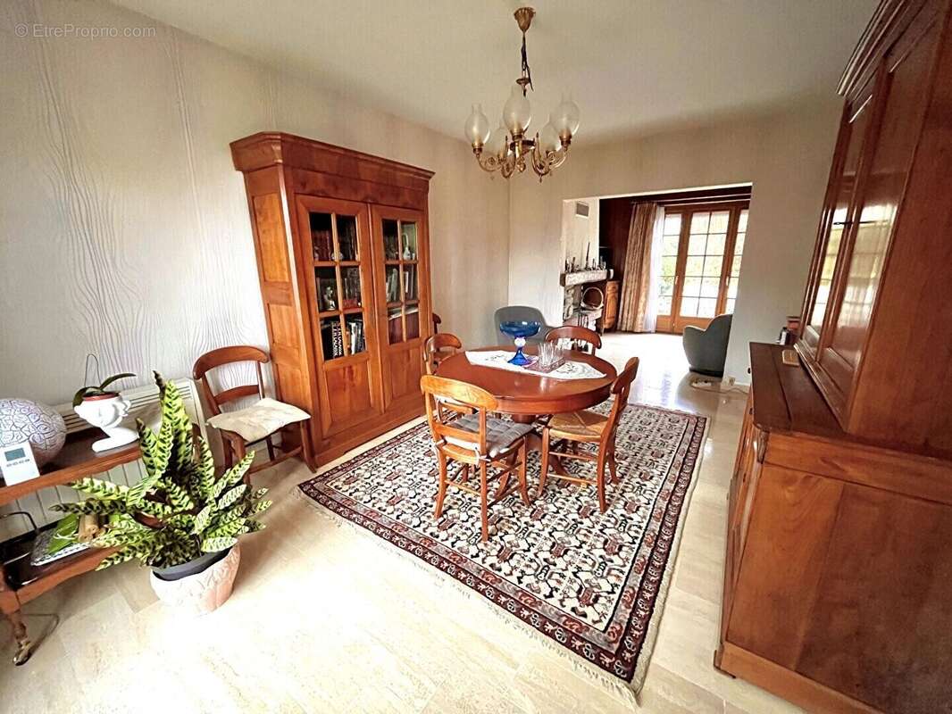 Maison à RIS-ORANGIS