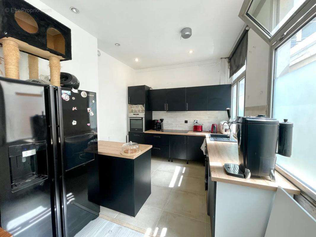 Appartement à PARIS-11E