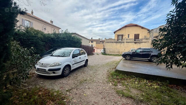Appartement à PEYROLLES-EN-PROVENCE