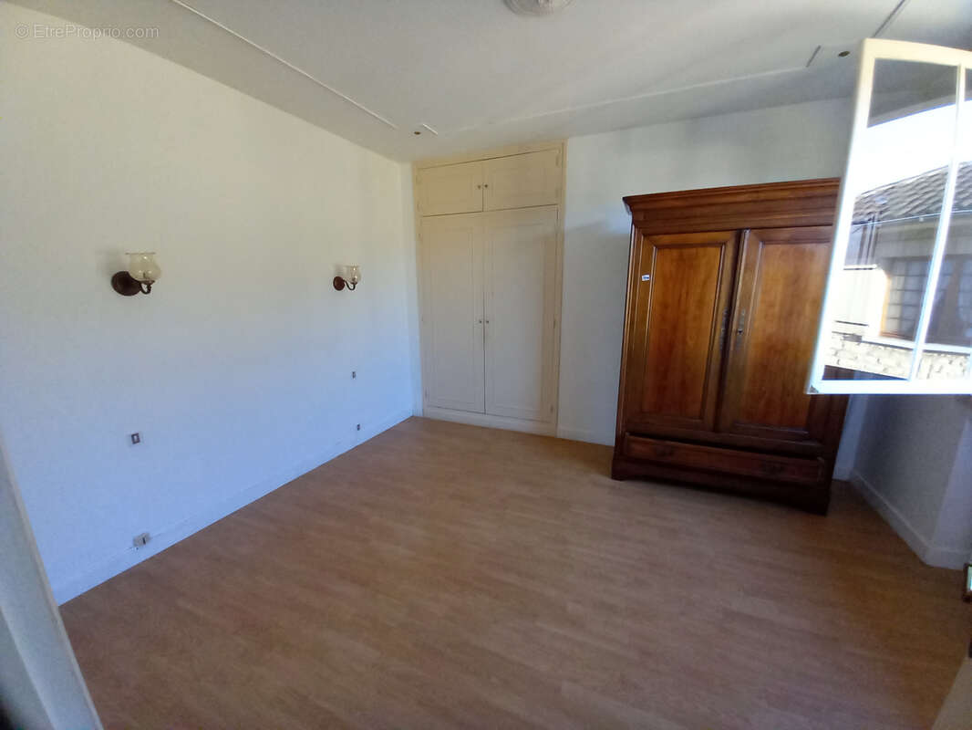 Maison à MONSEMPRON-LIBOS