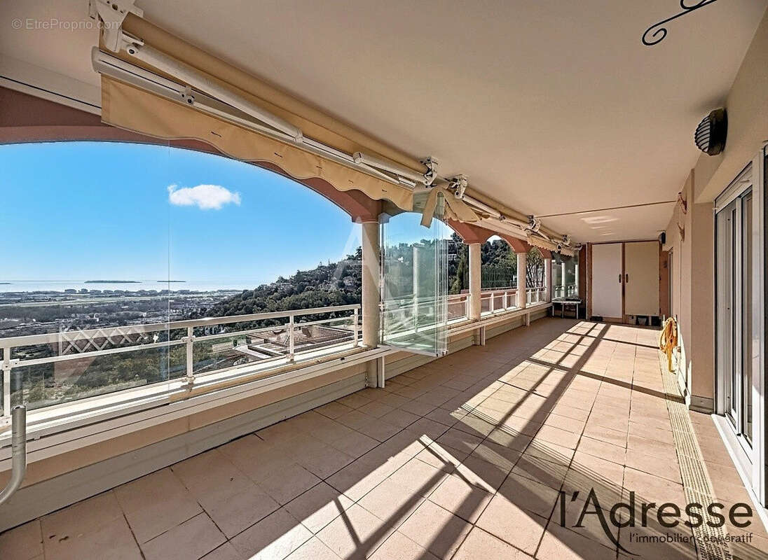 Magnifique appartement 4 pièces de 103,5m2 avec un double garage et une cave ! - photo 15