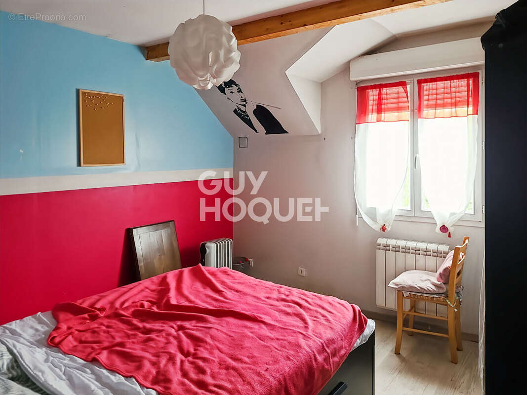 Maison à OZOIR-LA-FERRIERE