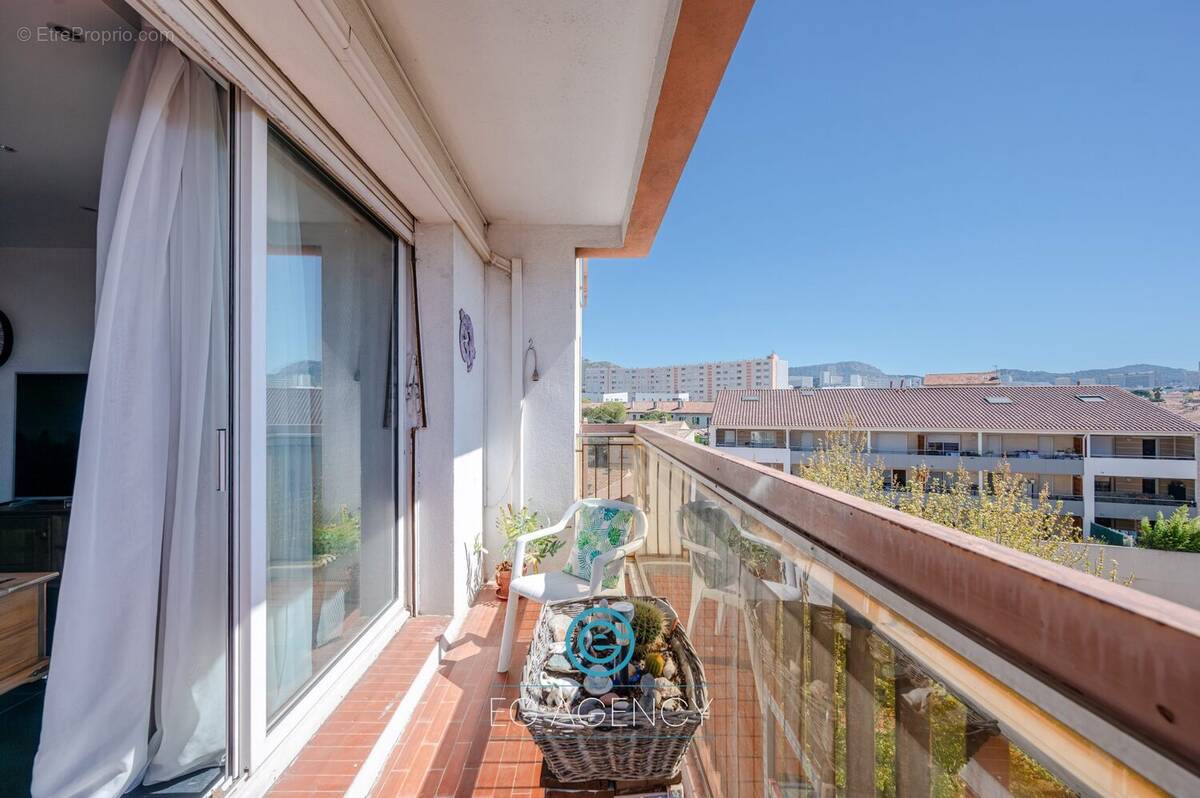 Appartement à MARSEILLE-9E